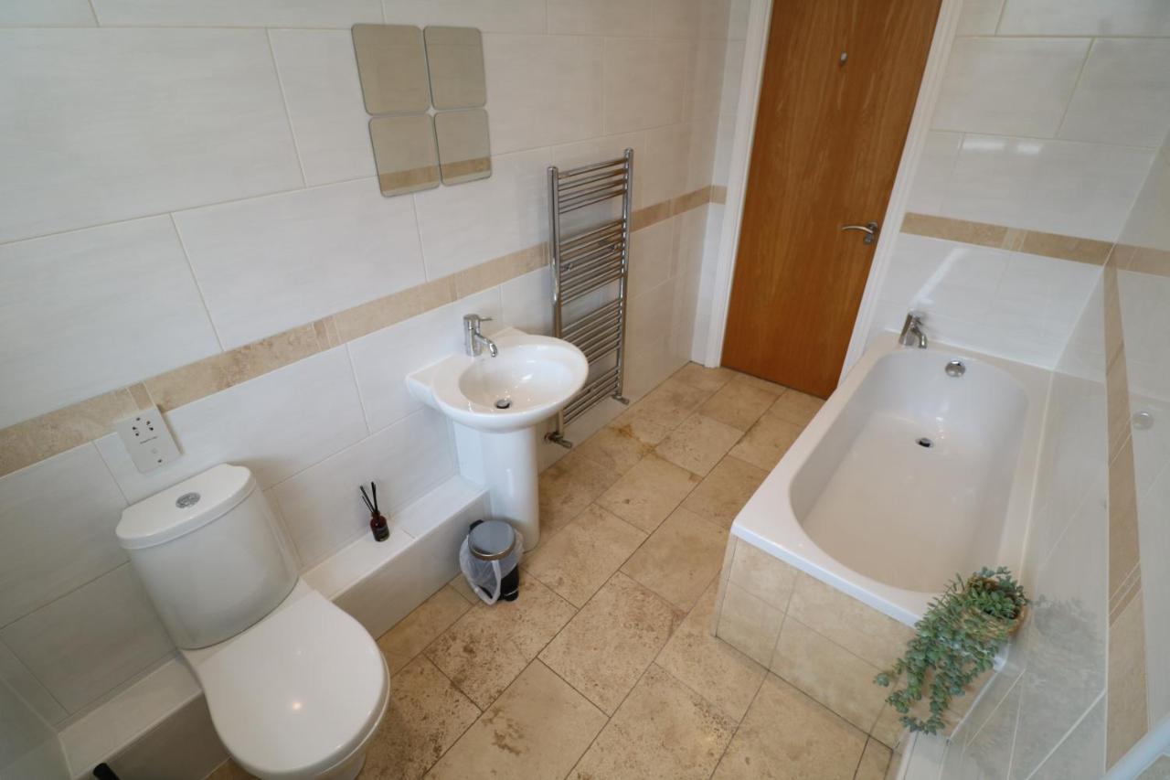 Luxury Spacious 2 Bed Apartment Free Ample Parking Сандерлэнд Экстерьер фото